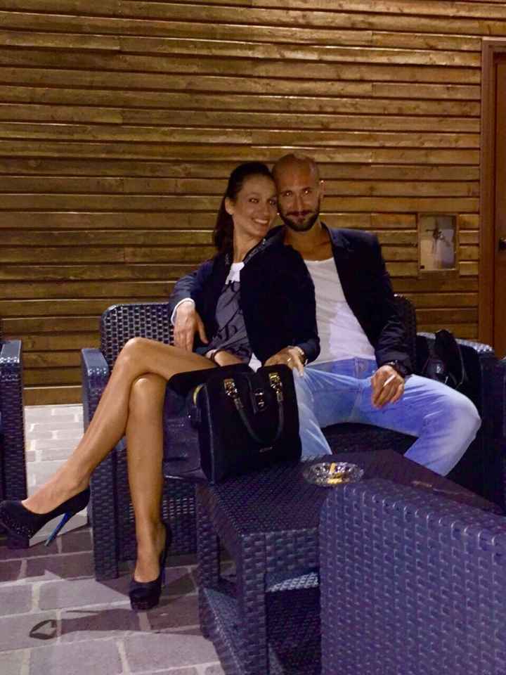Sondaggio :) chi è il "bello"della coppia?  - 1