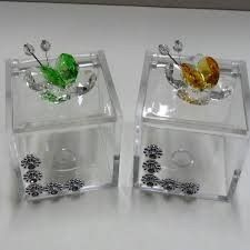 scatola plexiglass con farfalline