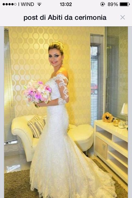 Seno abbondante e abito senza spalline - 4