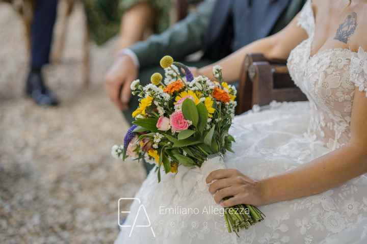 Vibrazioni romantiche o eleganza senza tempo? 🌸✨ - 2