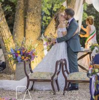 Vibrazioni romantiche o eleganza senza tempo? 🌸✨ - 1