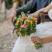 Vibrazioni romantiche o eleganza senza tempo? 🌸✨ - 2
