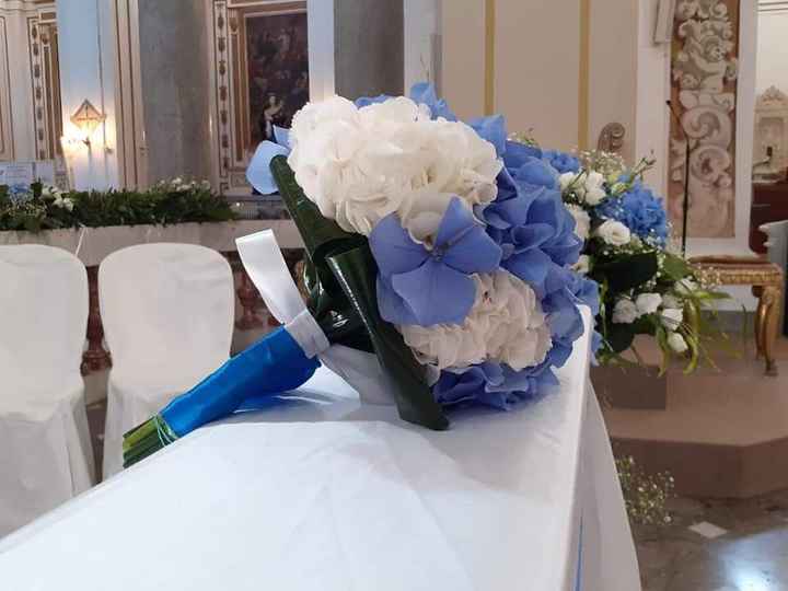 Colore tema blu, che fiori mi consigliate? - 1