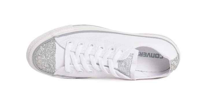 La sposa con le scarpe da ginnastica - colorate - 1