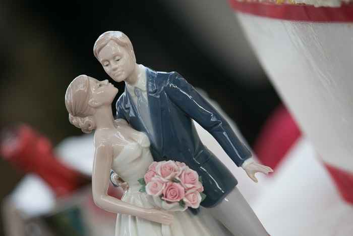cake topper