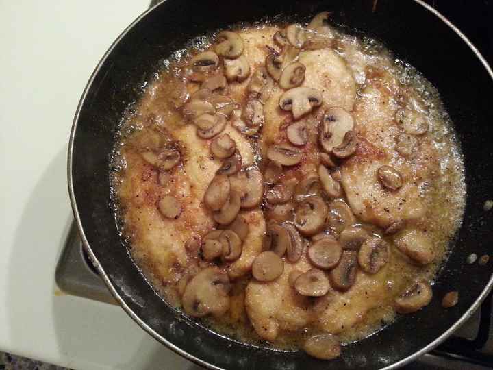 scaloppine con funghi e curry