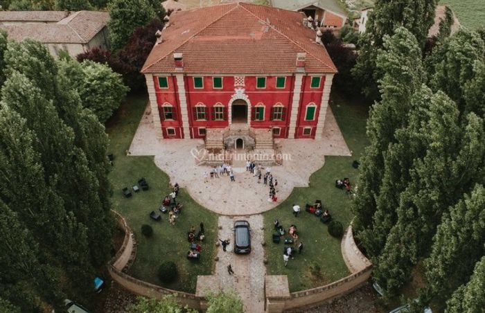 Nozze in Bordeaux: in quanti avete scelto questo colore?♥️ - 1