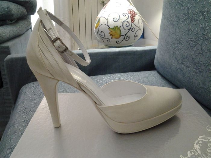 Le vostre scarpe!! - 1