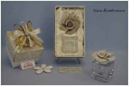 Scelta tra due bomboniere - 2