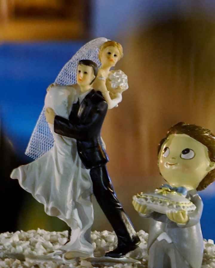 cake topper