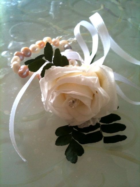corsage