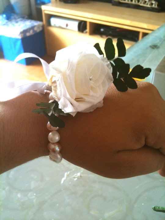 corsage