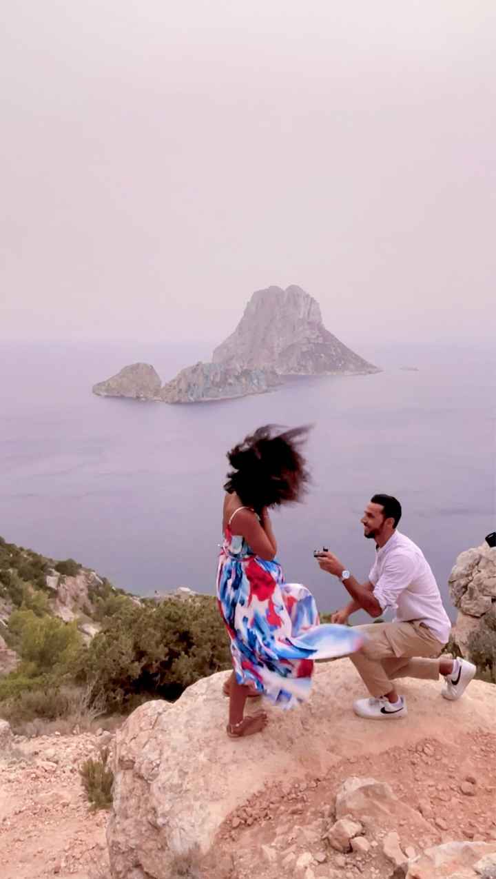 Postate una foto di voi due 👇 - 1