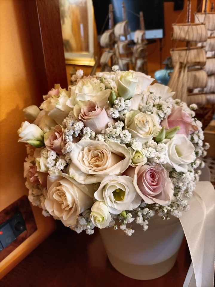 Fiori e bouquet bianco/rosa - 1