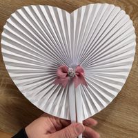 Alla fine ho optato per zero wedding bag e solo ventagli e riso 🌿 - 2