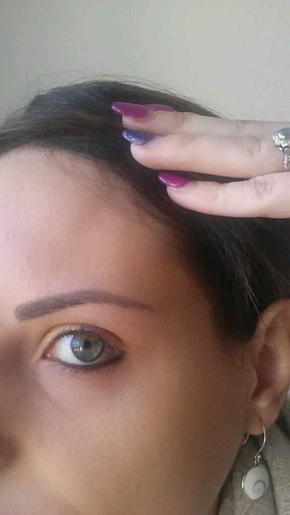 Sopracciglia tatuate - 1