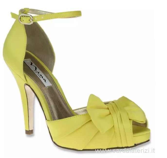 Colore scarpe... la vostra - 1