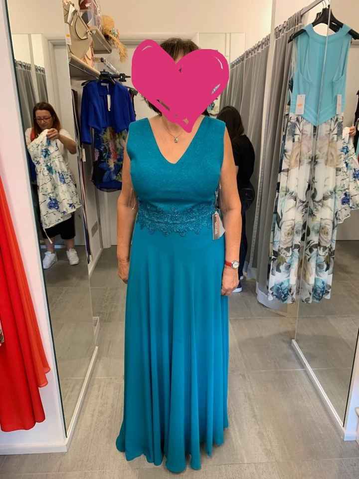 Uscite gli abiti delle mamme - 1