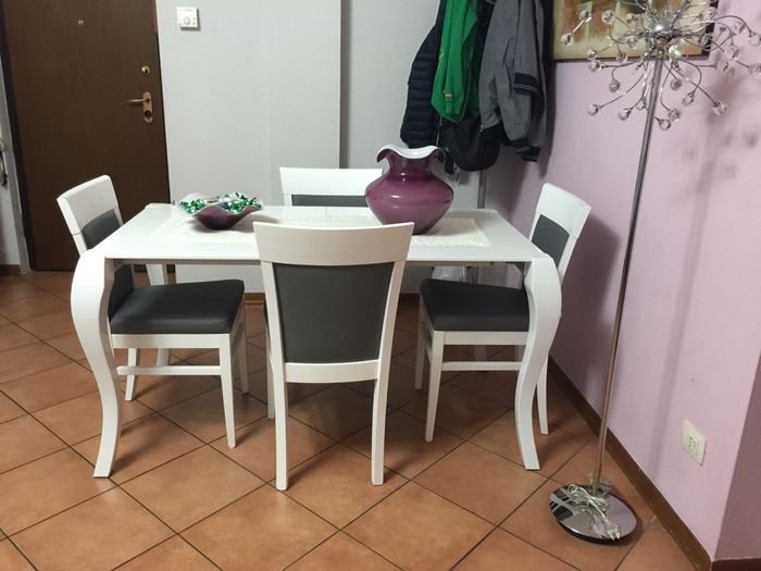 Tavoli e sedie - 1