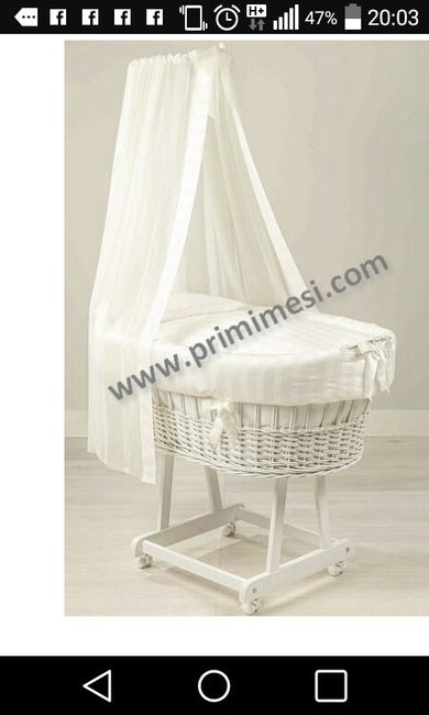 Lettino fasciatoio e culla in vimini prenotati - 3
