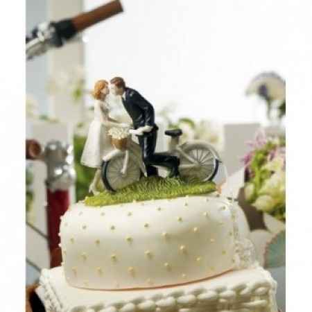 Cake topper