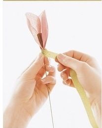 come fare i fiori di carta