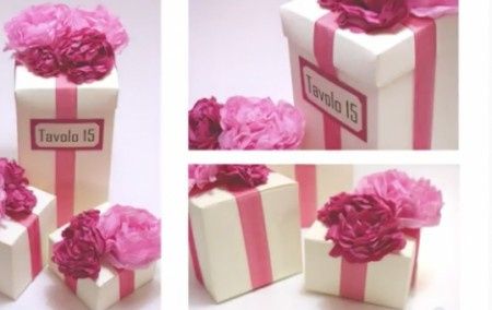 Idea centrotavola: scatole con fiori