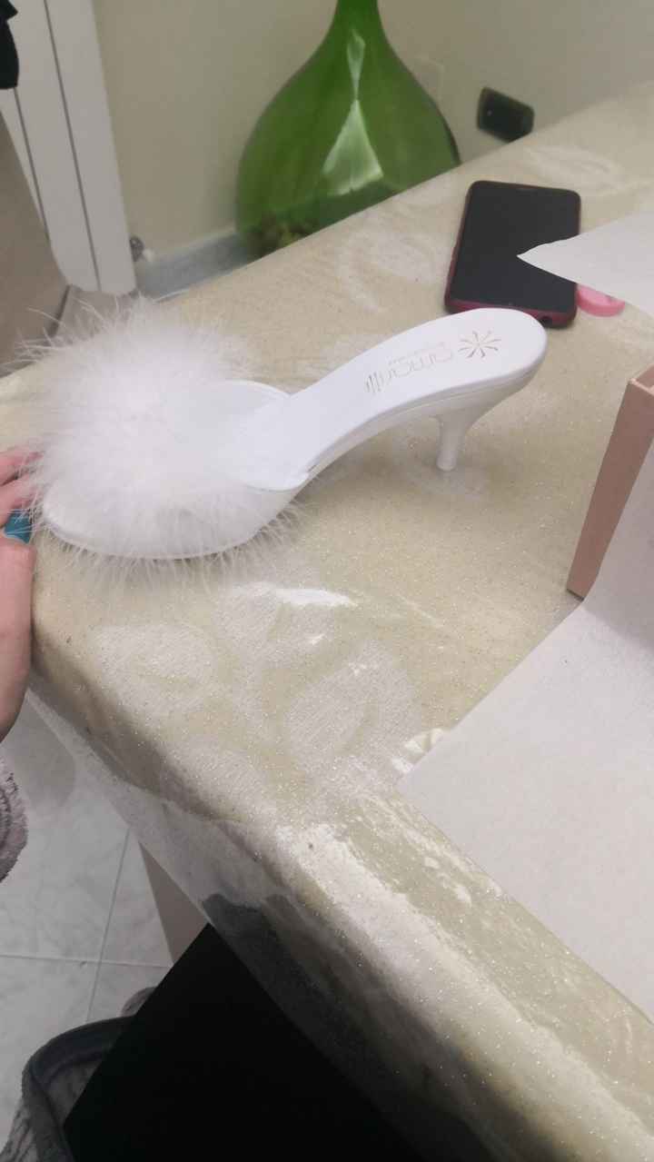 a a a cercasi pantofole per quella mattina❤️ - 1