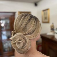 Vi piace la mia acconciatura della promessa di matrimonio di sera? - 2