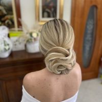 Vi piace la mia acconciatura della promessa di matrimonio di sera? - 3