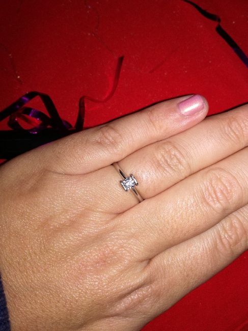  Anello di fidanzamento. - 1