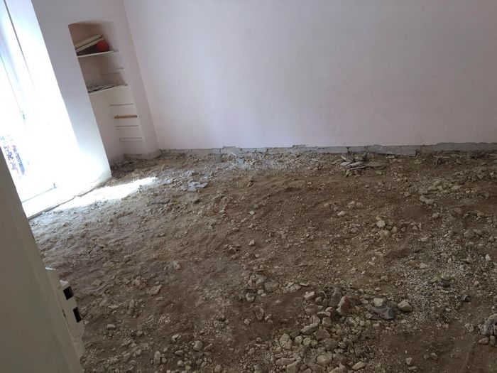 Eccola qua casa nostra totalmente smantellata - 4