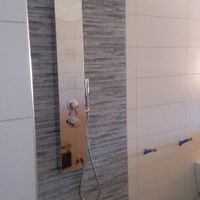 Bagno bianco e nero o grigio e nero - 1