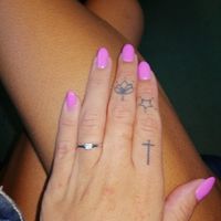 E ora mostraci una foto del tuo anello di fidanzamento! - 1