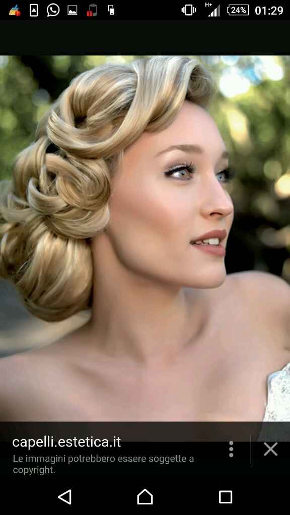 Abito scollo a v... e i capelli??? - 3