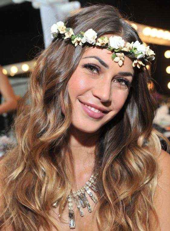 Capelli sciolti per sposa curvy - 1