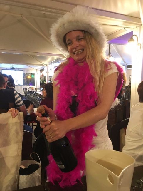 Addio nubilato brindisi