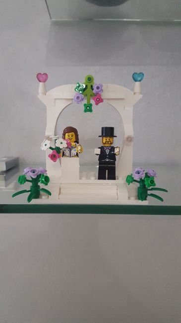 cake topper