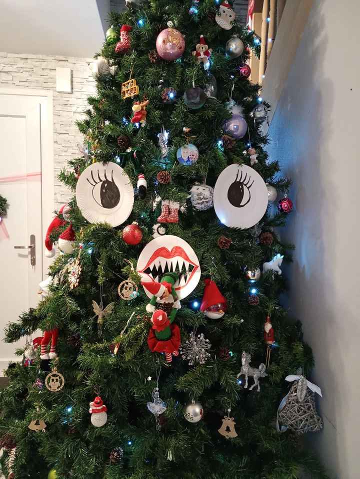 Elf on the shelf, di nuovo a corto di idee - 2