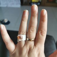 E ora mostraci una foto del tuo anello di fidanzamento! - 1