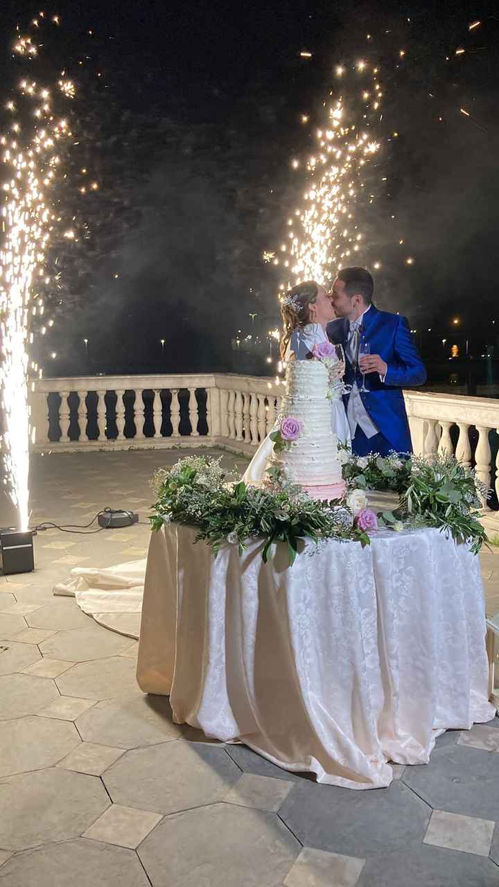 Torta con decorazione rosa: quale ti piace di più? - 1