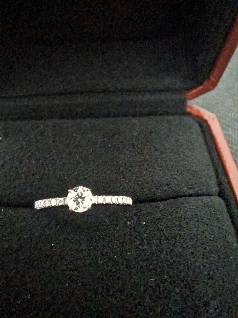 Anello di fidanzamento 1
