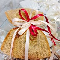 I sacchetti con i confetti