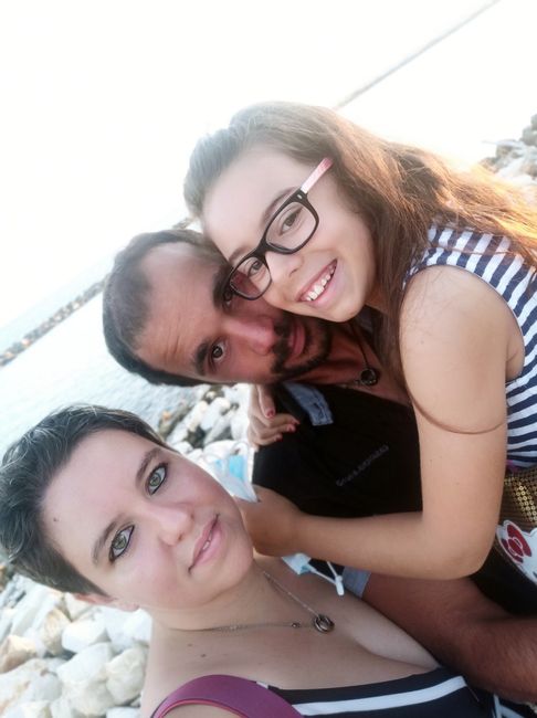 Postate una foto di voi due 👇 - 1