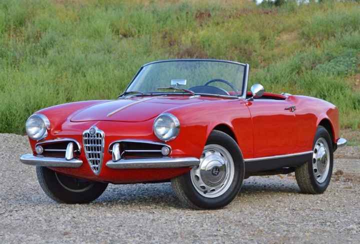 Noleggio Alfa Romeo Giulietta Spider - 1