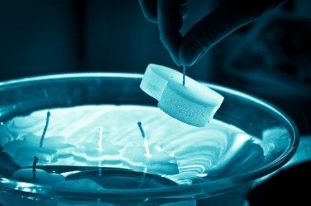 candeline galleggianti blu