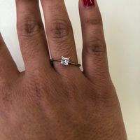 E ora mostraci una foto del tuo anello di fidanzamento! - 1