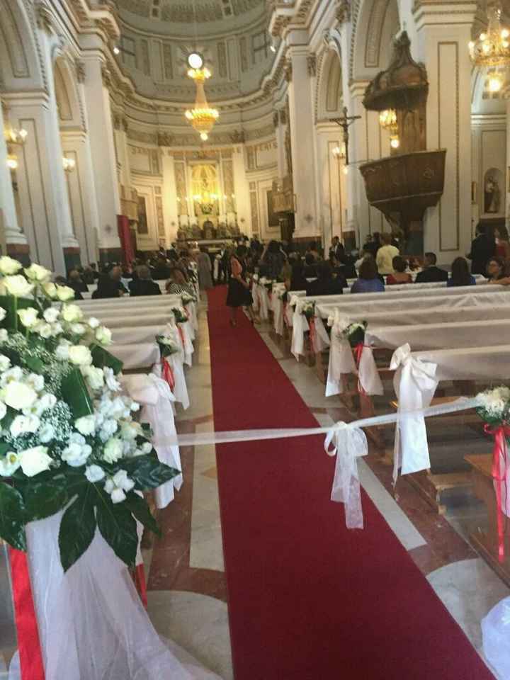 Non riesco a trovare una foto x i banchi chiesa sposineeeeeee - 1