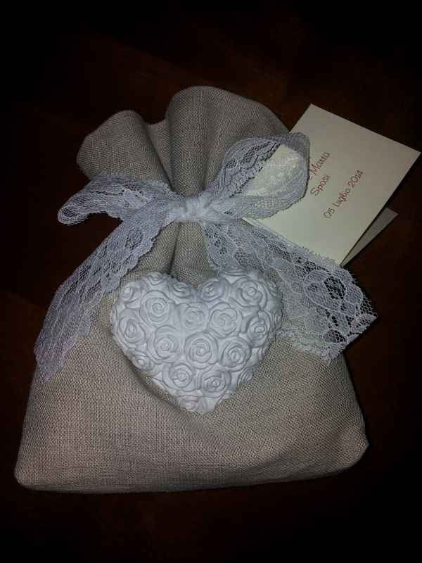 Le Vs. Bomboniere! - 1