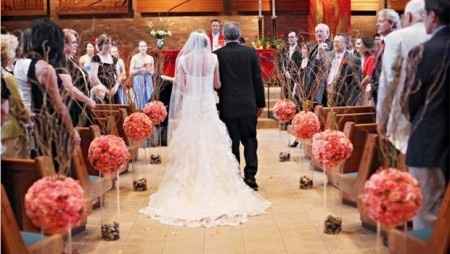 Addobo floreale nella chiesa - 17